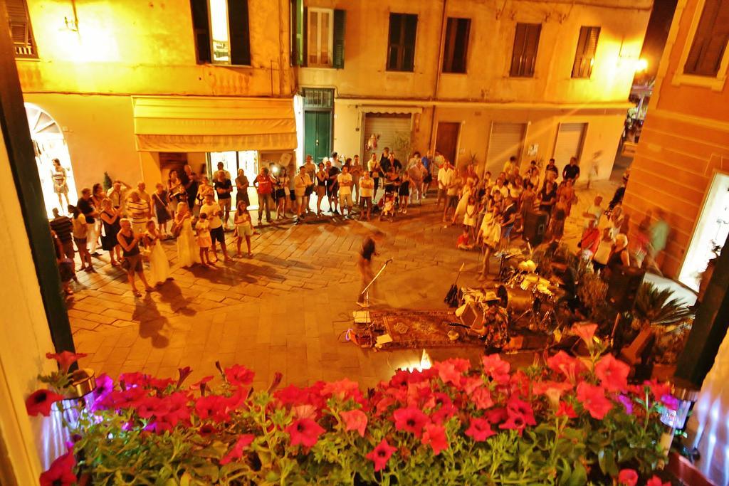 Hotel R&B Sterlizia Finale Ligure Esterno foto